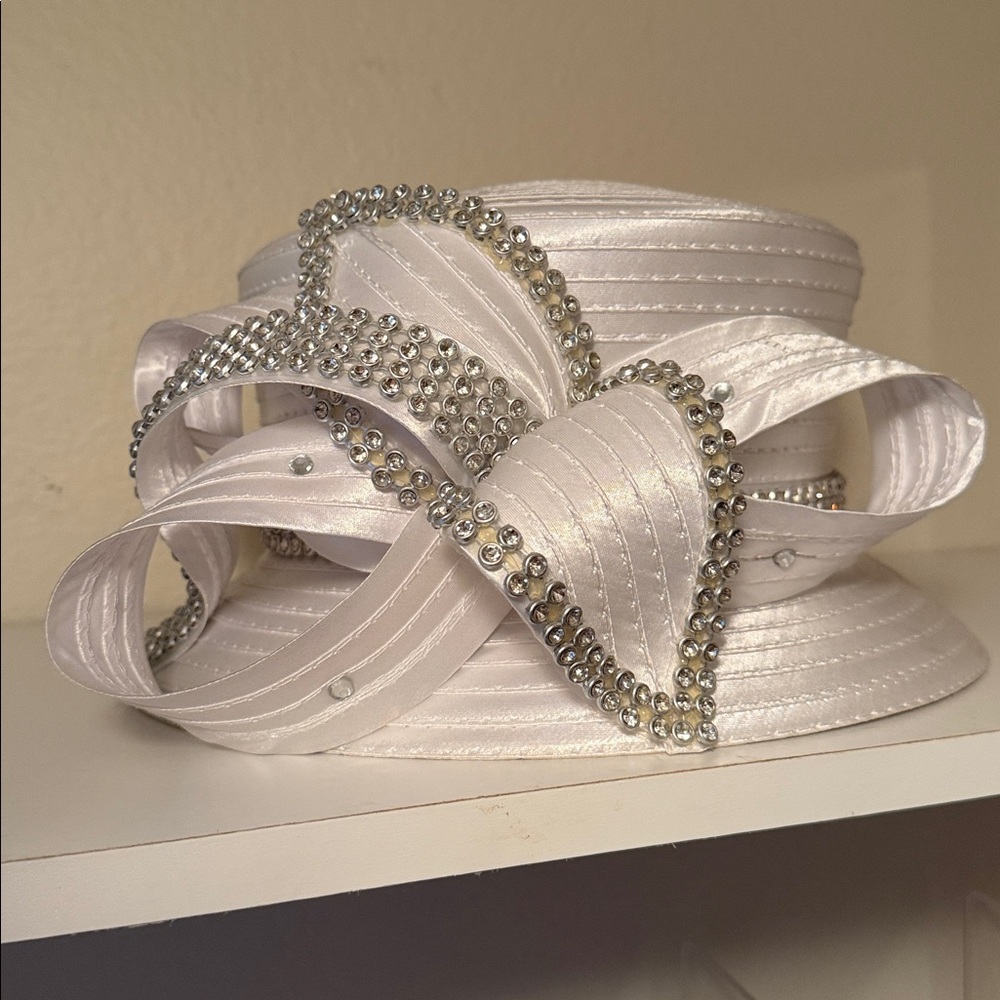 Elegant White Hat with Rhinestone Accents
